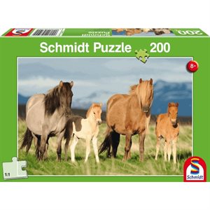 Puzzle: Child 200 Family of Horses